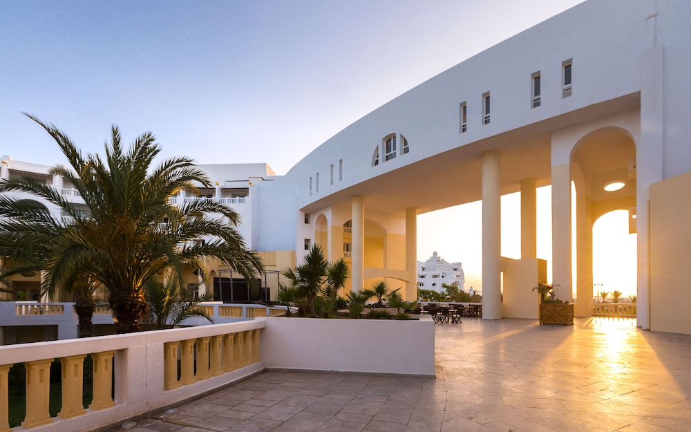 Medina Solaria and Thalasso 44/50