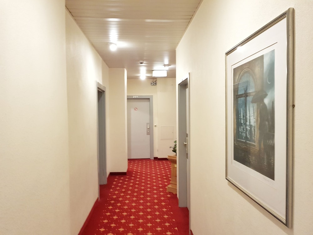 Hotel Kronprinz 25/38
