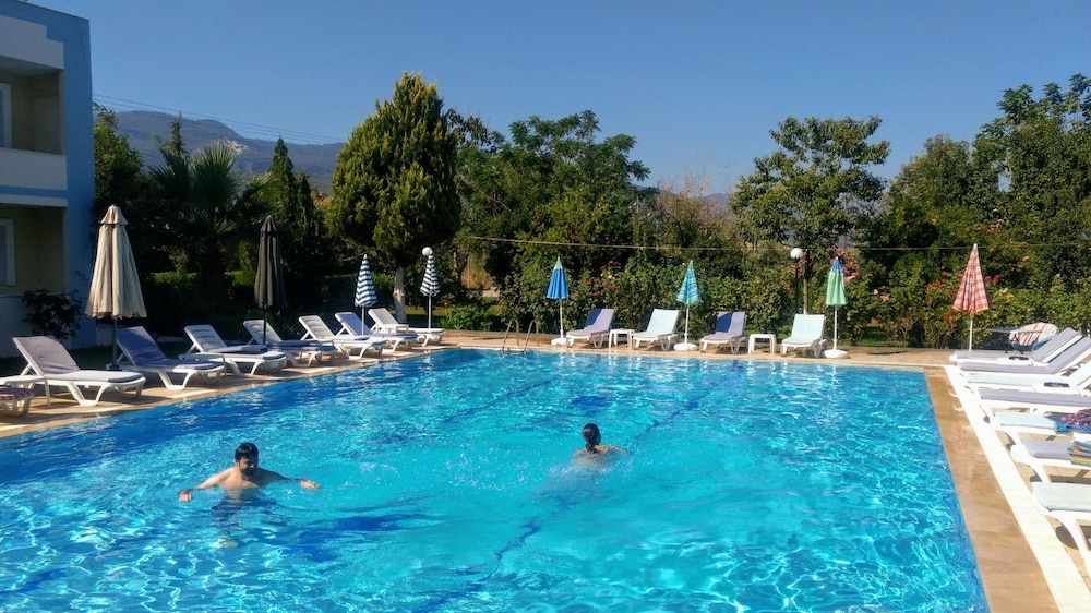 Melodi Club Hotel 43/45