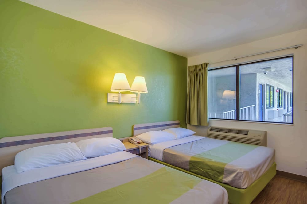 Motel6 Bellmead, TX - Waco 20/57