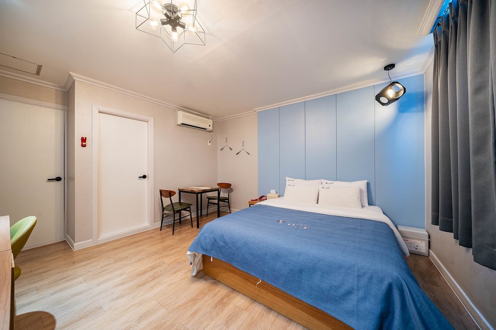 Ost Hotel 4/66