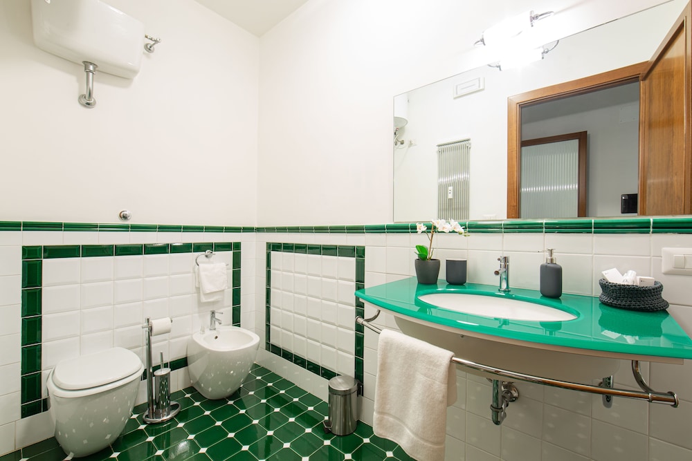 Lombardia40 Luxury Suites 32/36