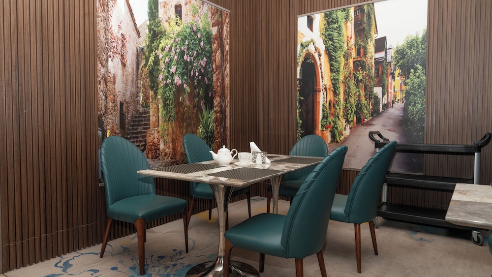 فندق روزا جراند(Rosa Grand Hotel) 45/53