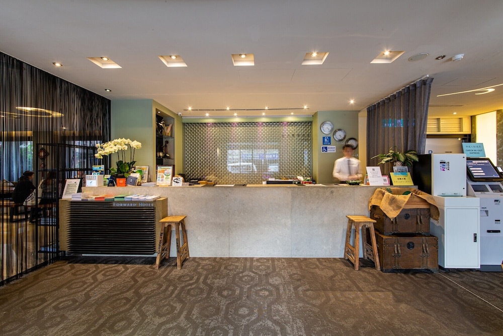 Forward Hotel Taipei 15/75