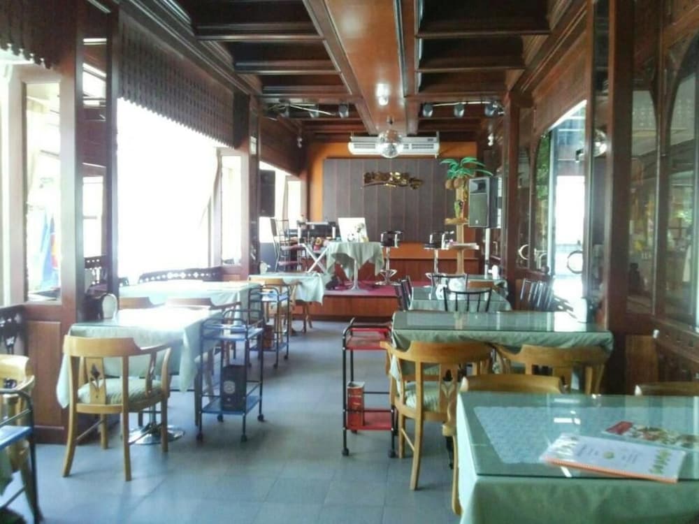 River Grand Hotel Hat Yai 37/40
