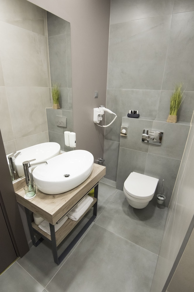 Hotel Castellum 48/48