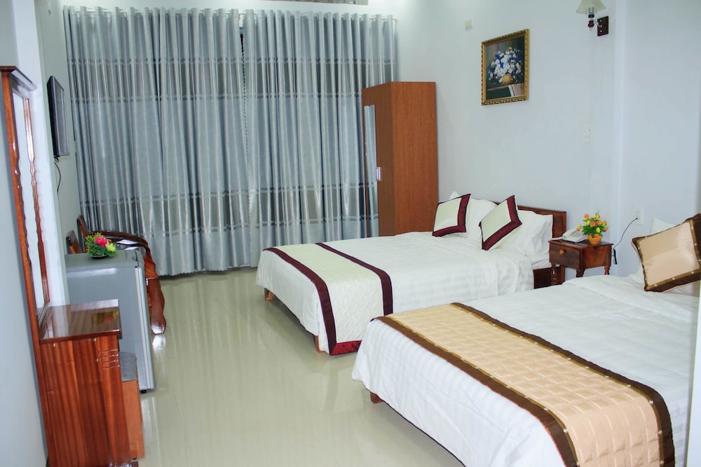 Mai Tra Hotel 18/28