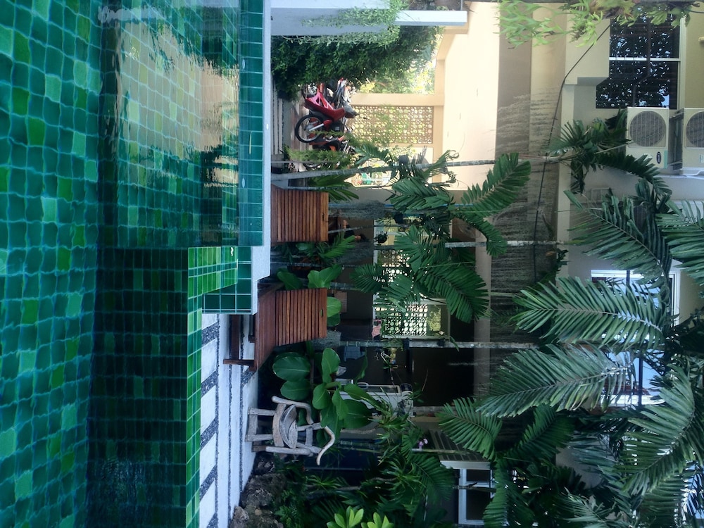 Benjamas Place 9/31