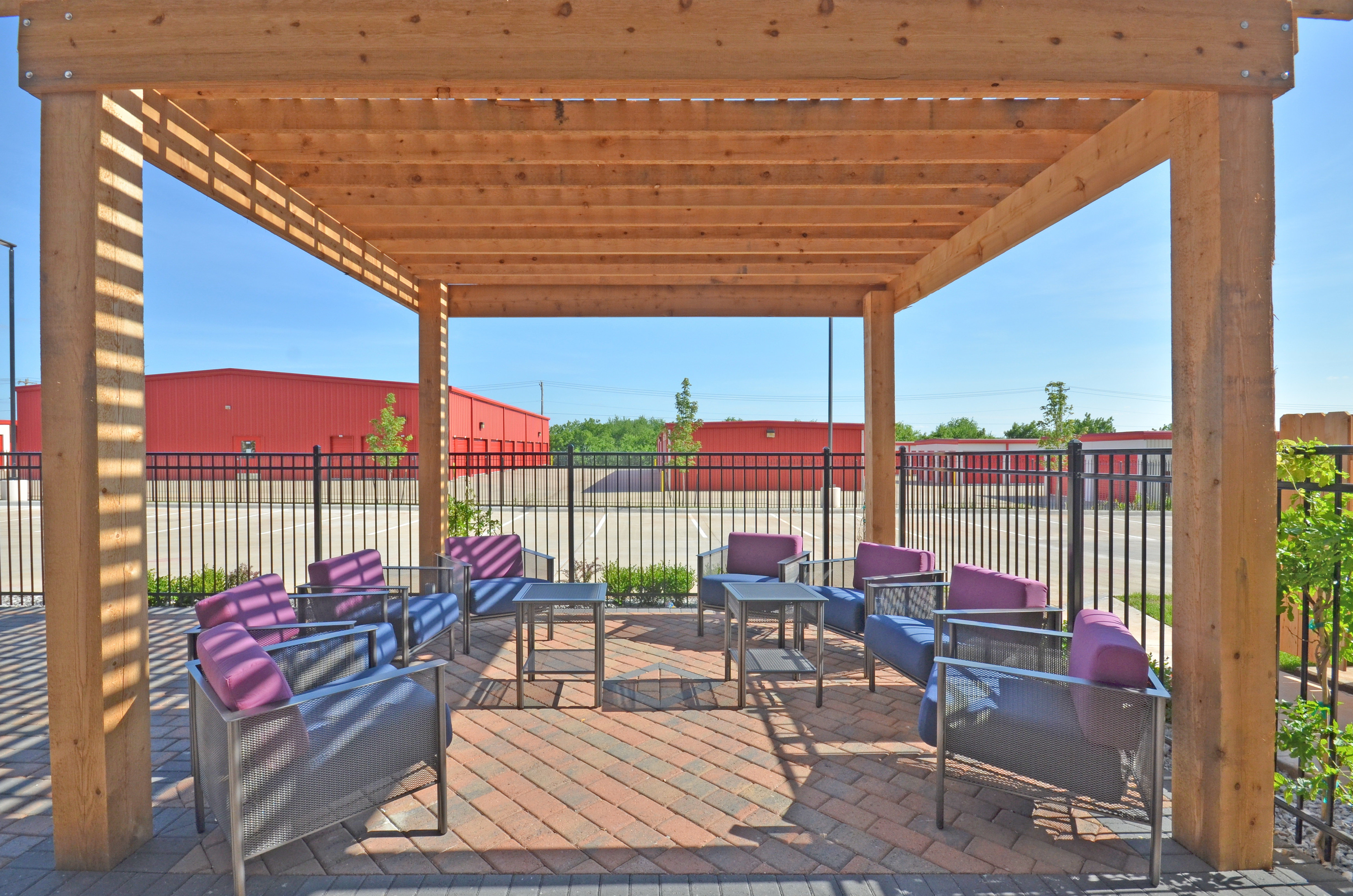 Holiday Inn Express & Suites Oklahoma City Mid - Arpt Area 14/25