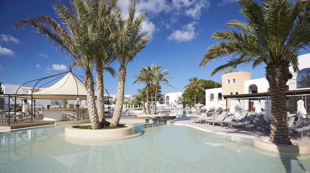 INSOTEL TARIDA BEACH SENSATORI RESORT 37/50