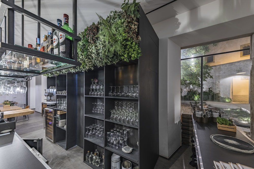 SAPIENTIA BOUTIQUE HOTEL 8/73