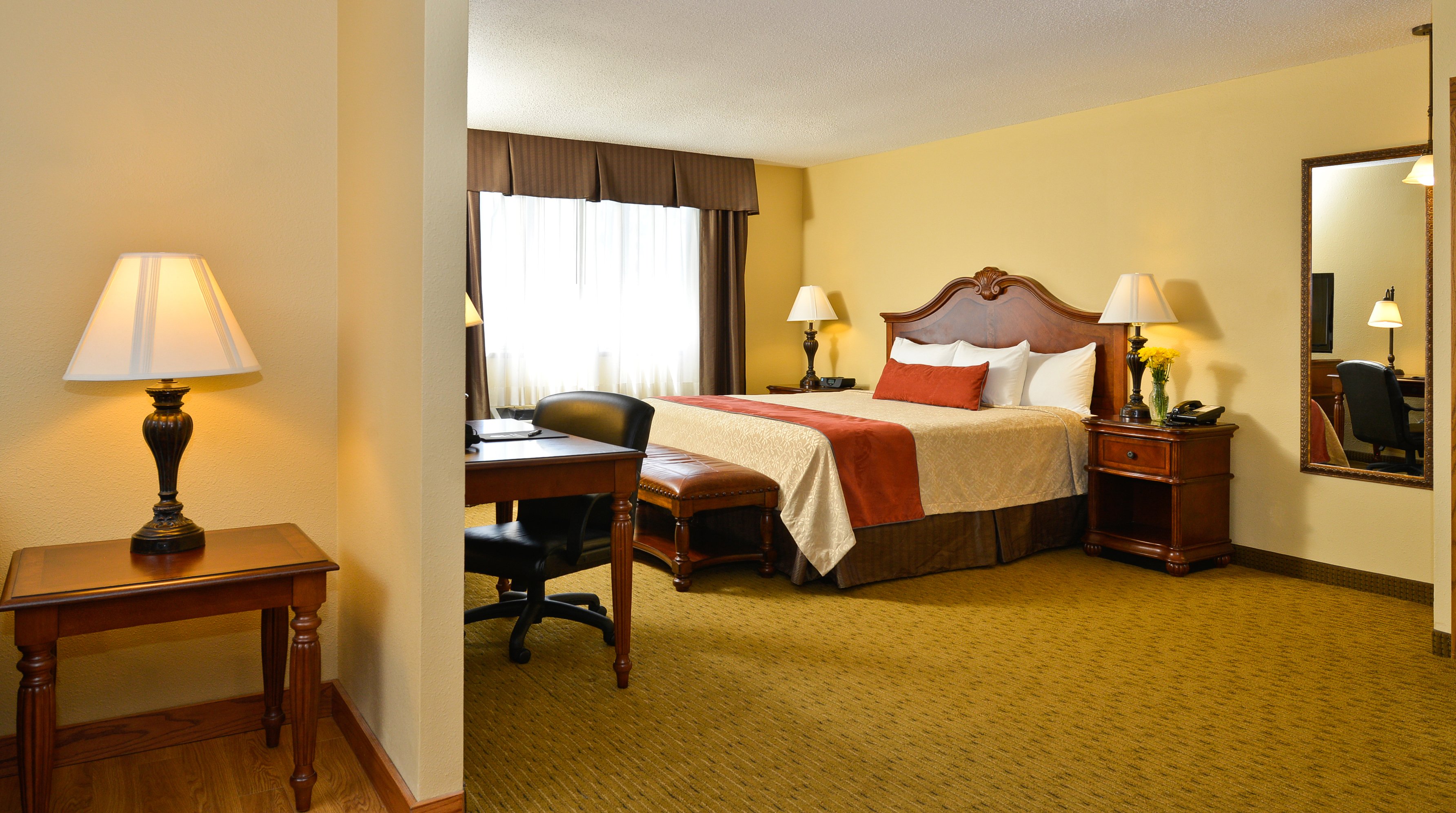 Best Western Plus Dubuque Hotel and Conference Center 9/33