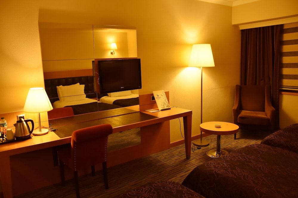 Grand Simay Hotel 32/50