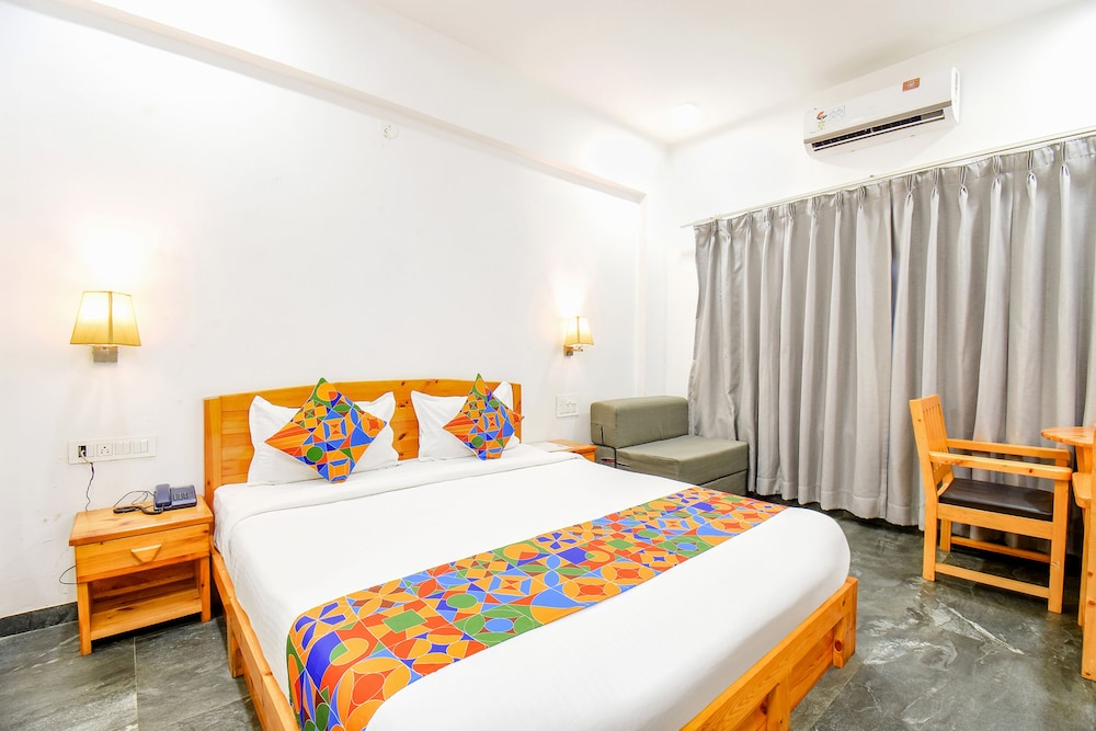 Deluxe, Double Bed