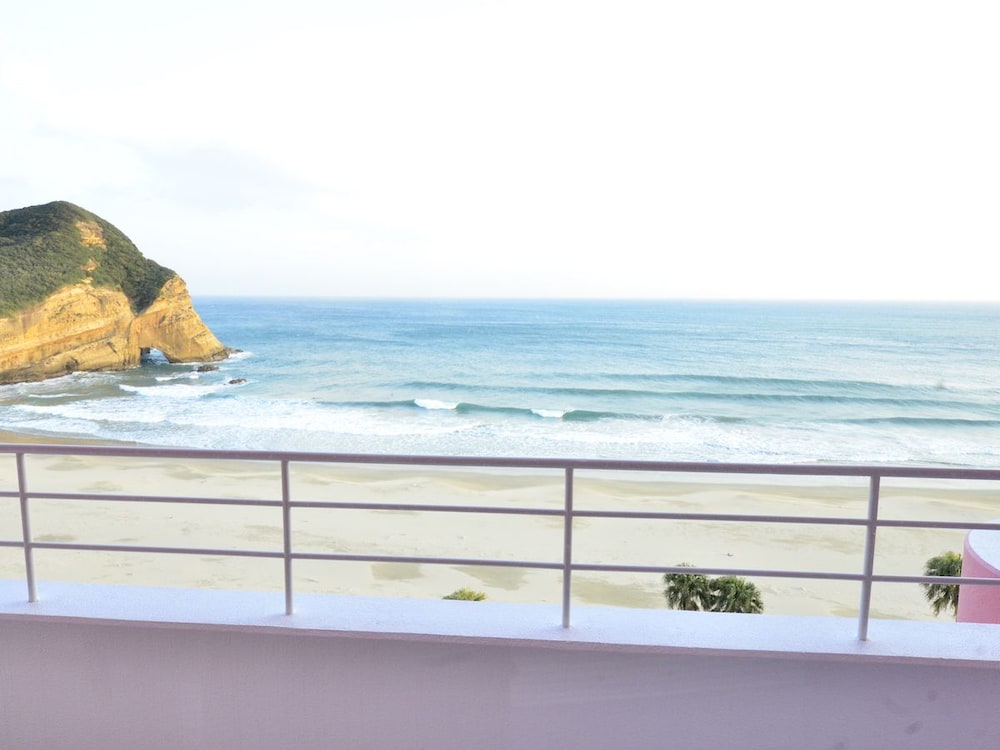 TANEGASHIMA IWASAKI HOTEL 33/42
