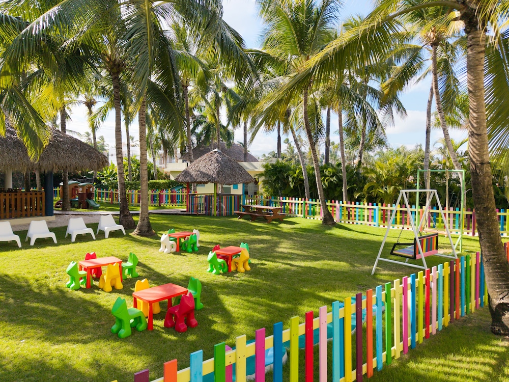 Impressive Premium Punta Cana 32/40