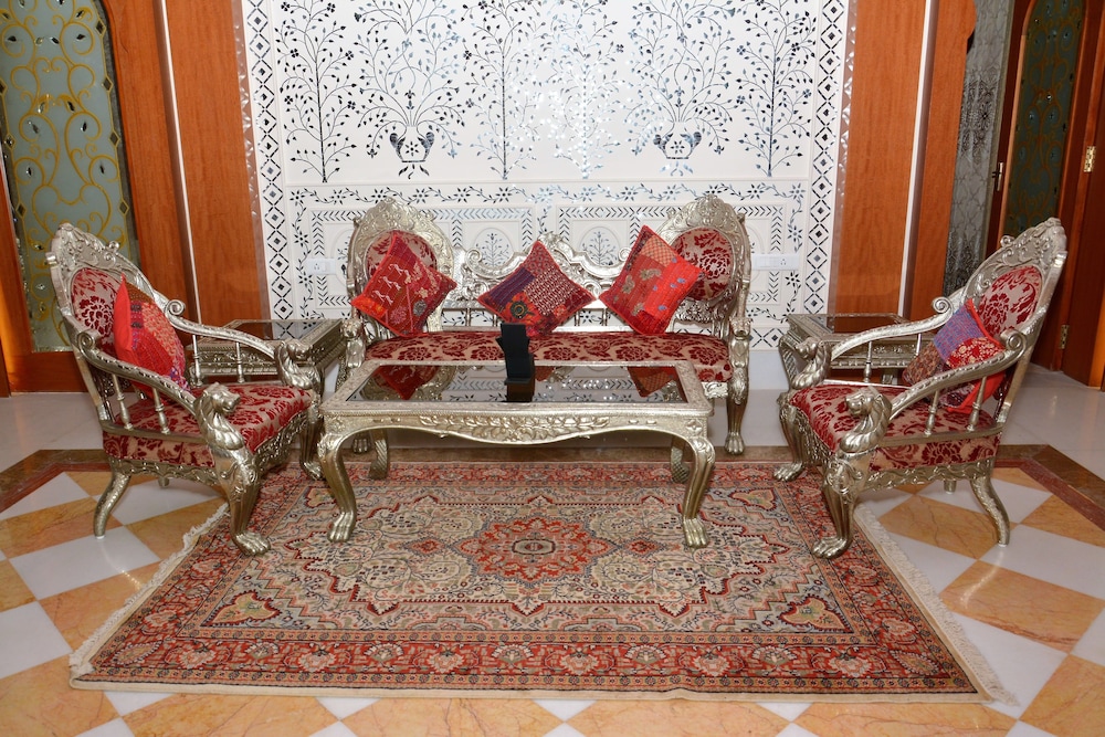 Indana Palace Jaipur 30/50