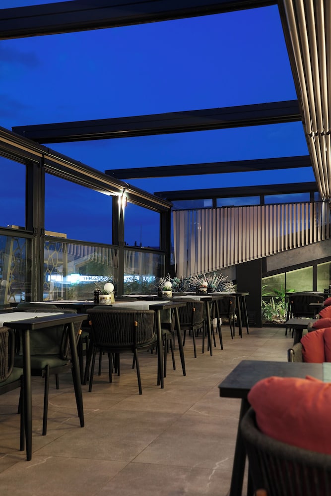 The Alpfine Hotel 36/50
