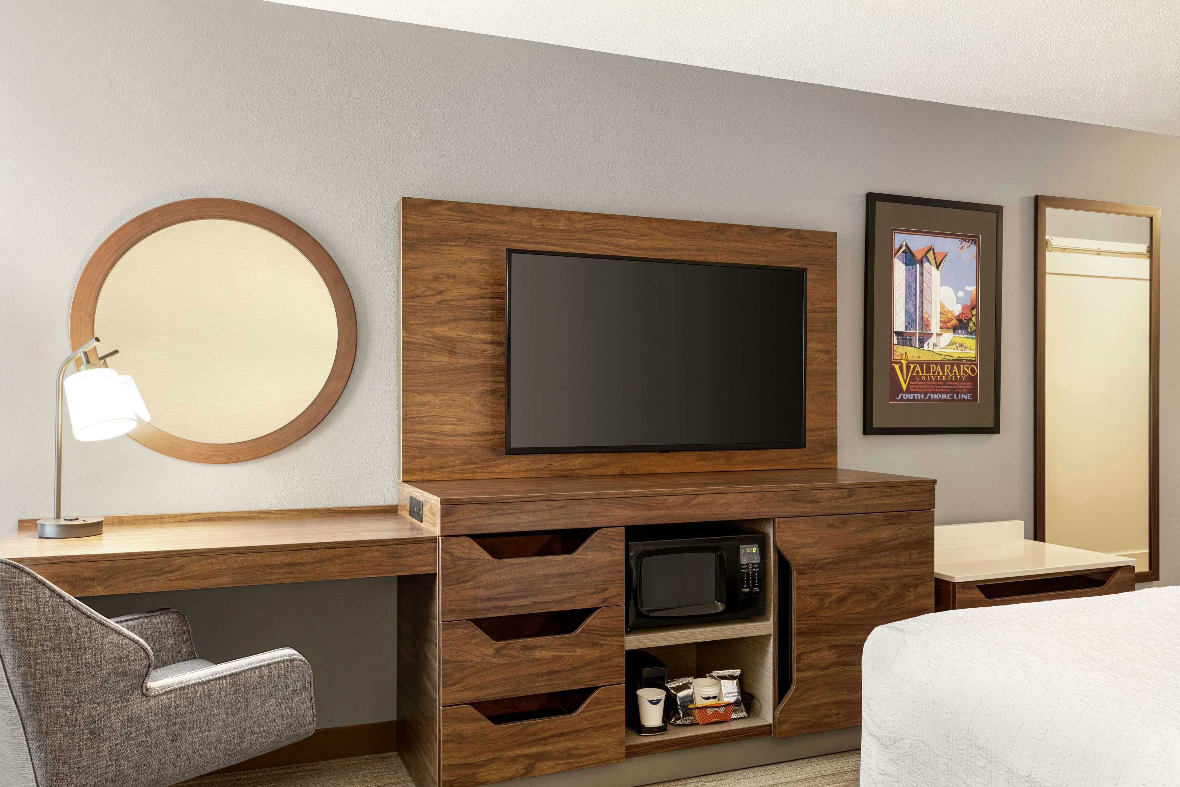 Hampton Inn & Suites Valparaiso 10/81