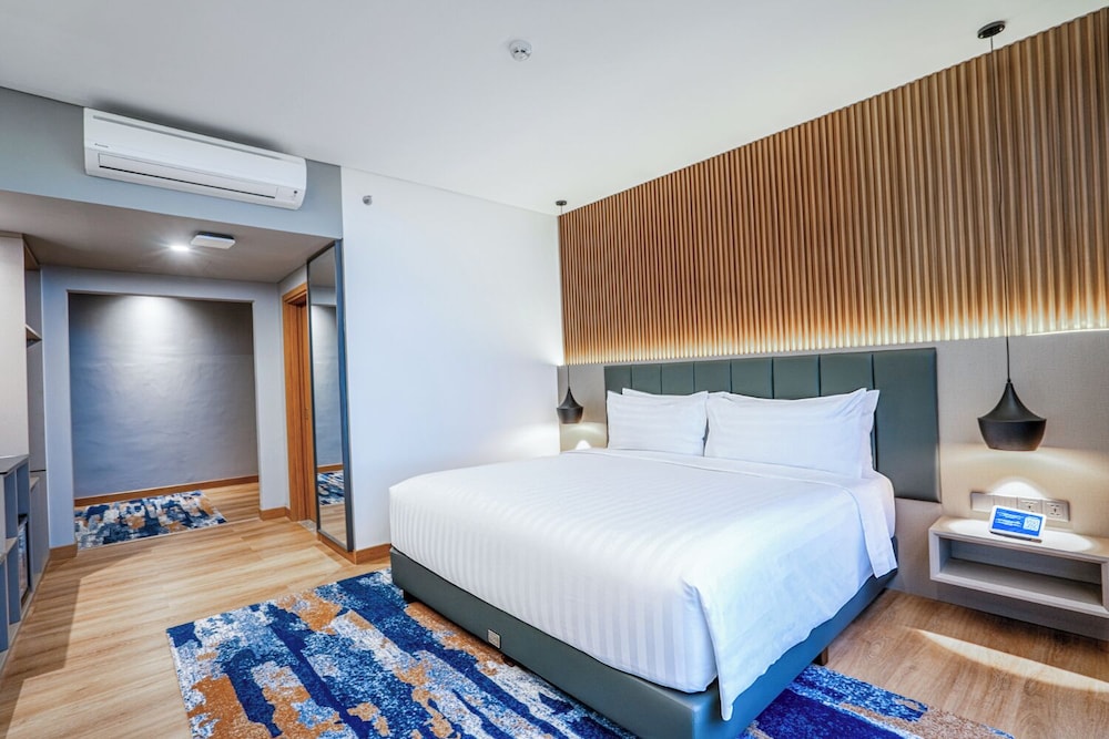 Aston Emidary Bangka Hotel and Conference Center 20/57