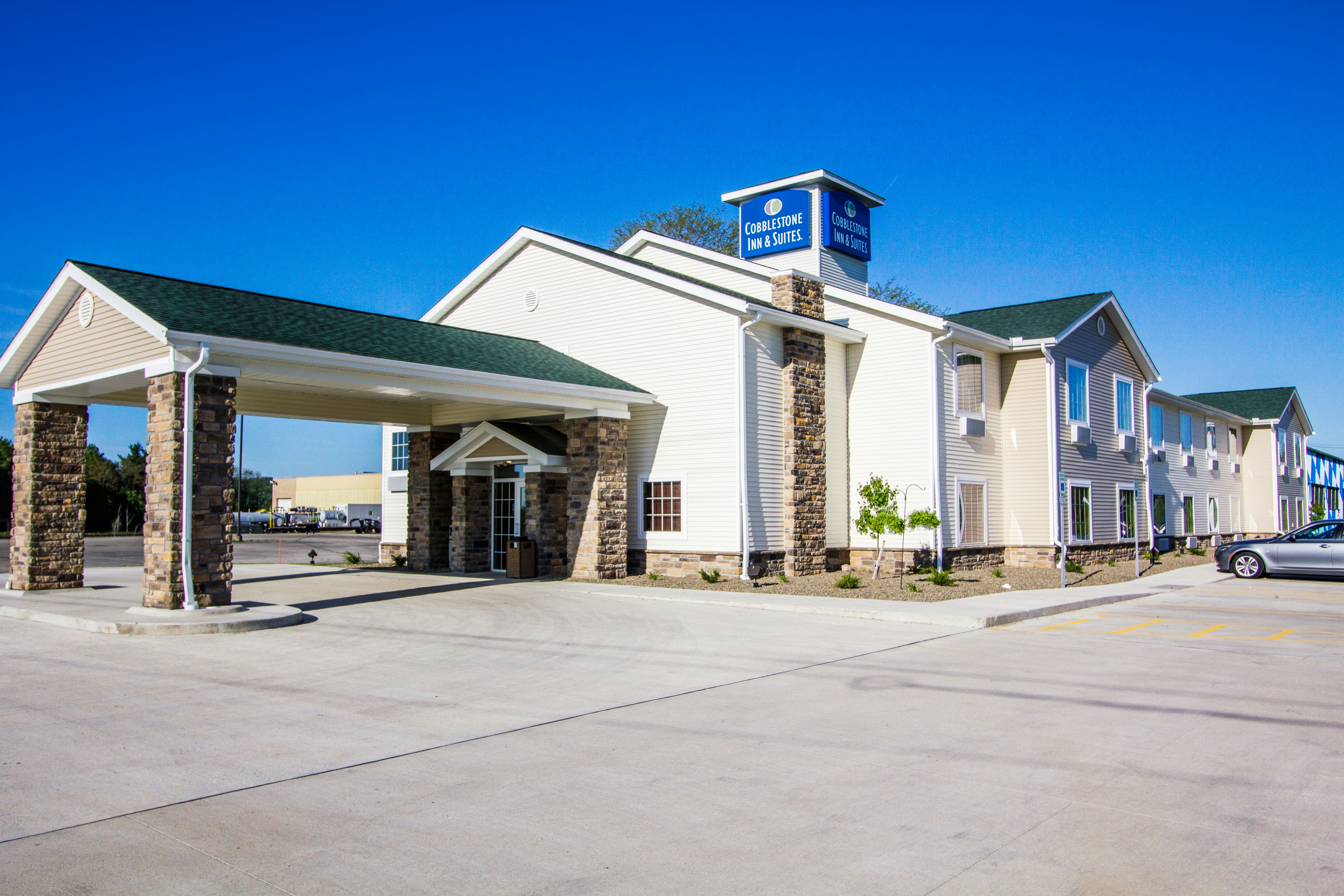 Cobblestone Inn Suites Corry Pa 66/70