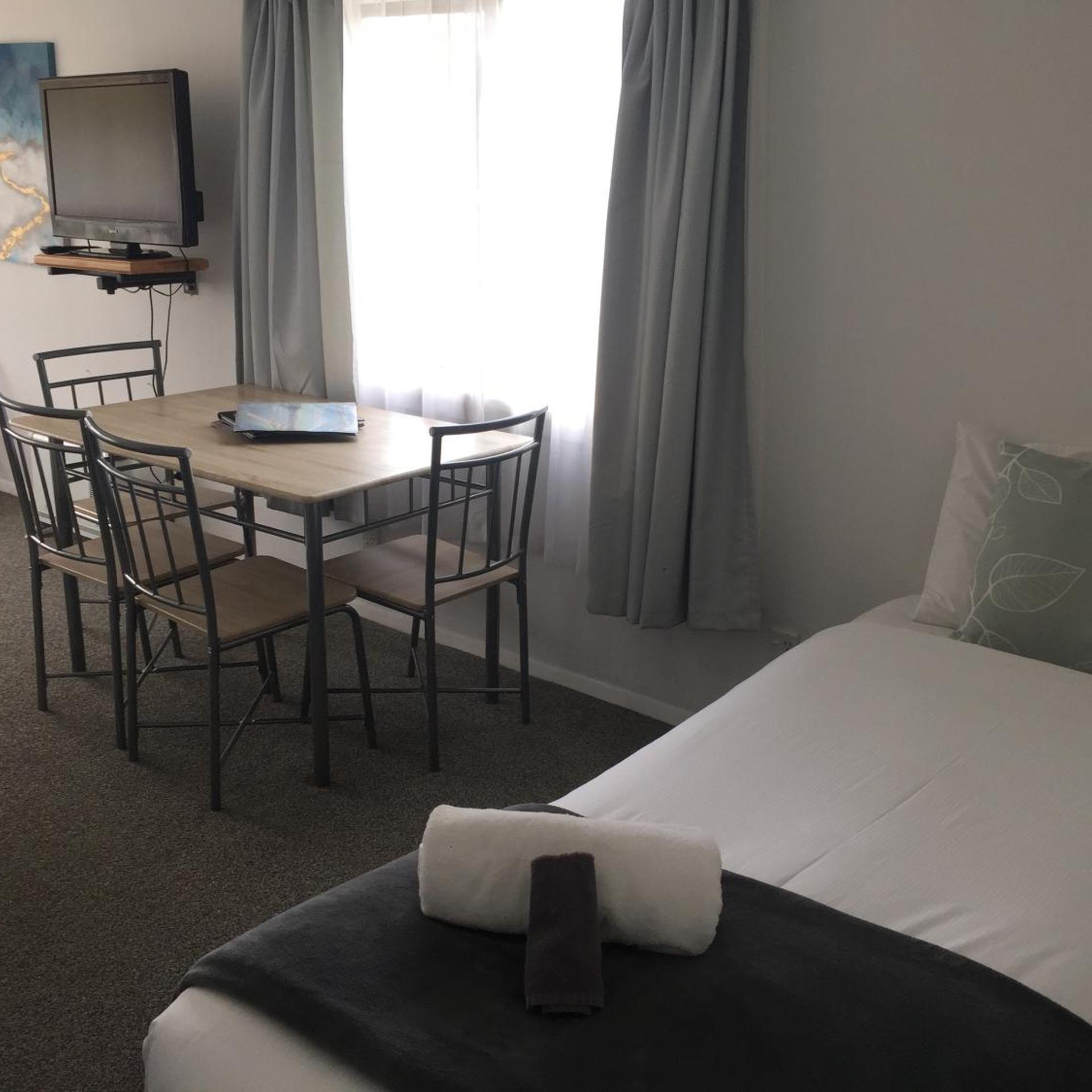 Fairway Motel & Apartments 30/50