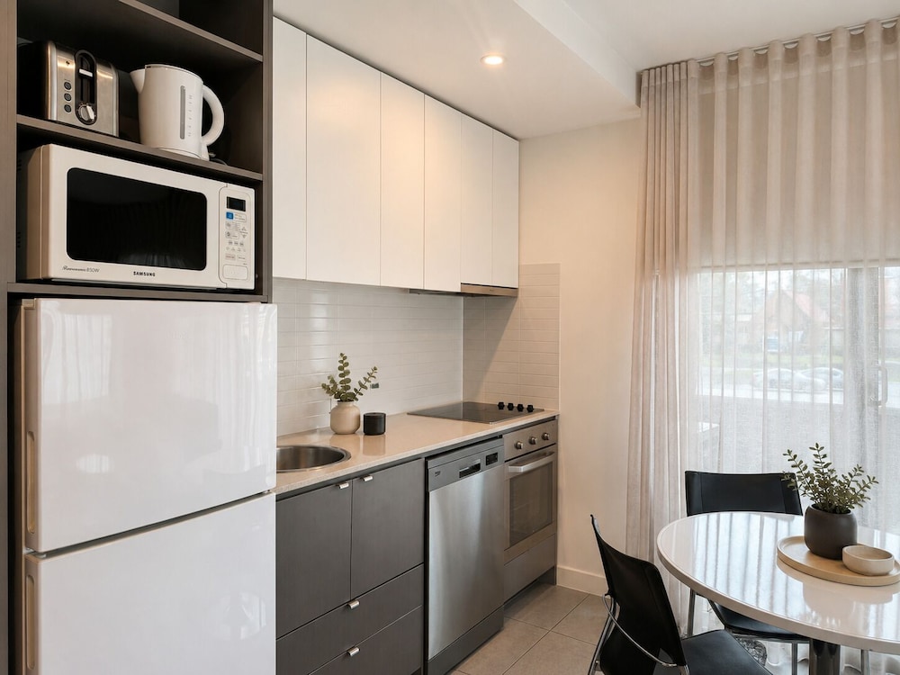 Punthill Oakleigh 10/50