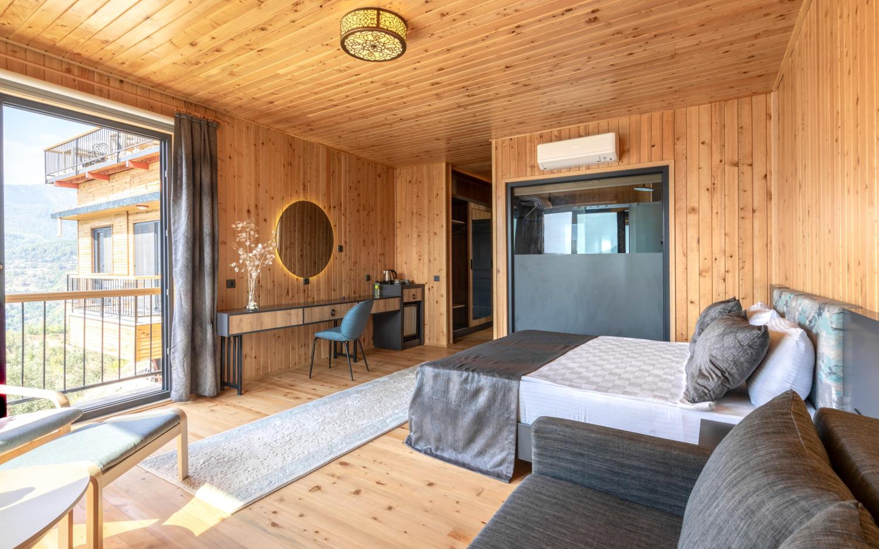 غرفة سوبيريور بسرير كوين، Avena Mountain Boutique Hotel 2/3