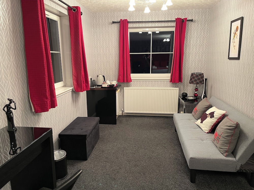 Dionard Guest House 24/46