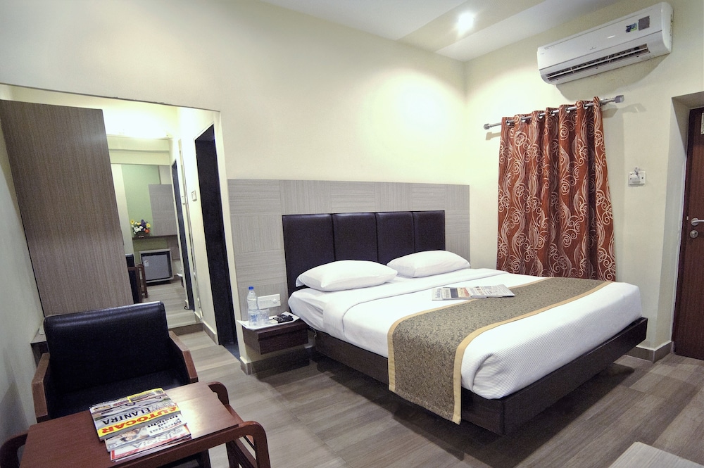 Taj Mahal Hotel Abids 13/62