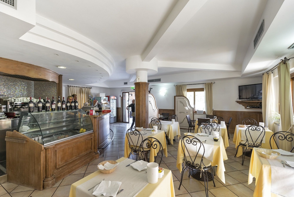 Hotel Castello Di Tavolara 29/34