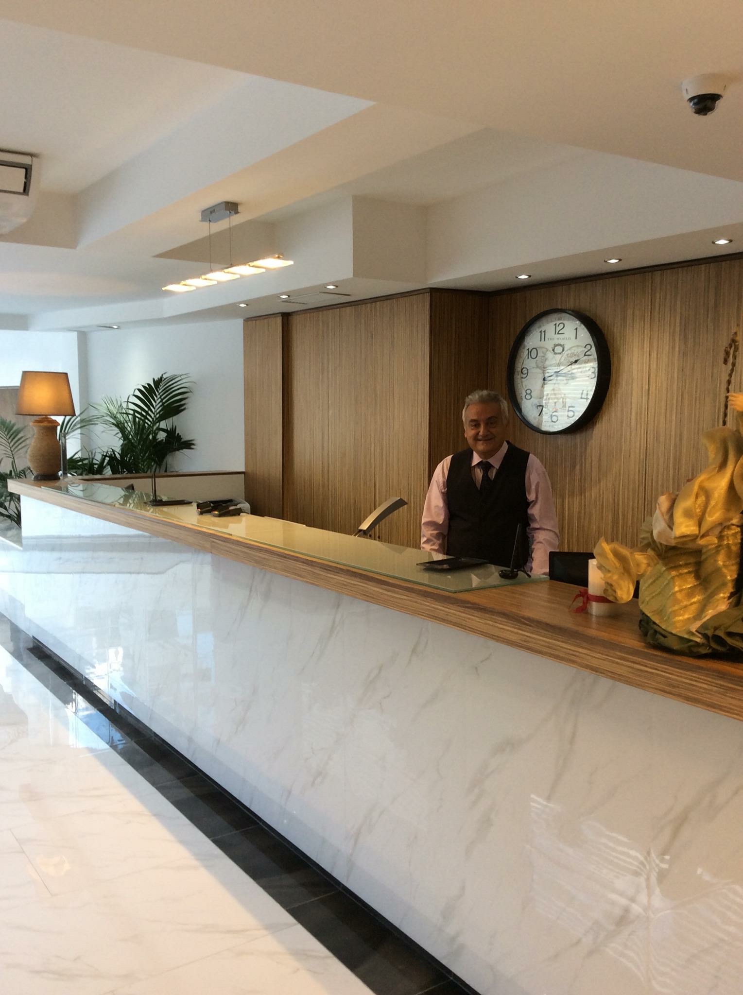 Dean Hamlet Hotel 7/27