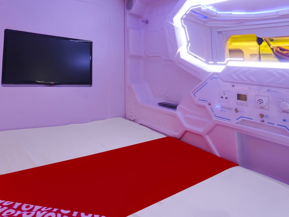Hotel O Fiducia Capsule Hotel 12/15