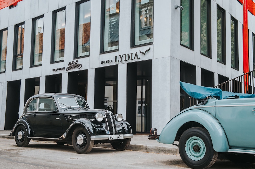 Lydia Hotel 27/70