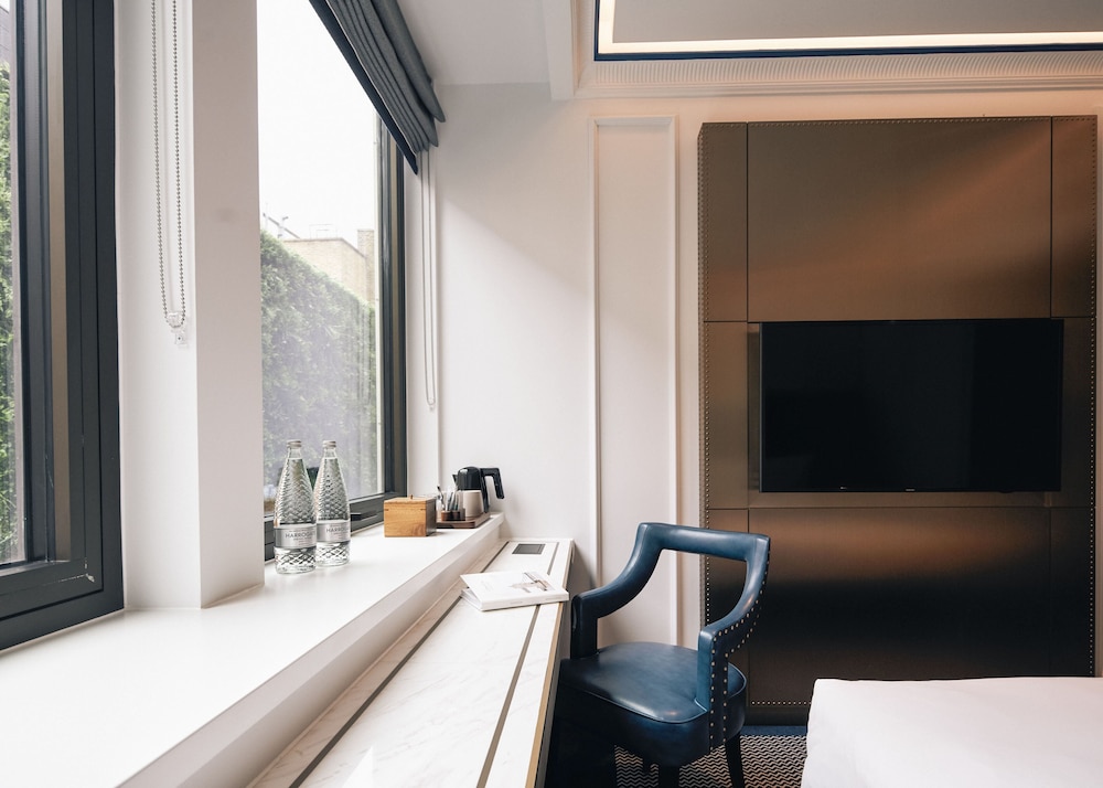 Page8, Page Hotels 50/63