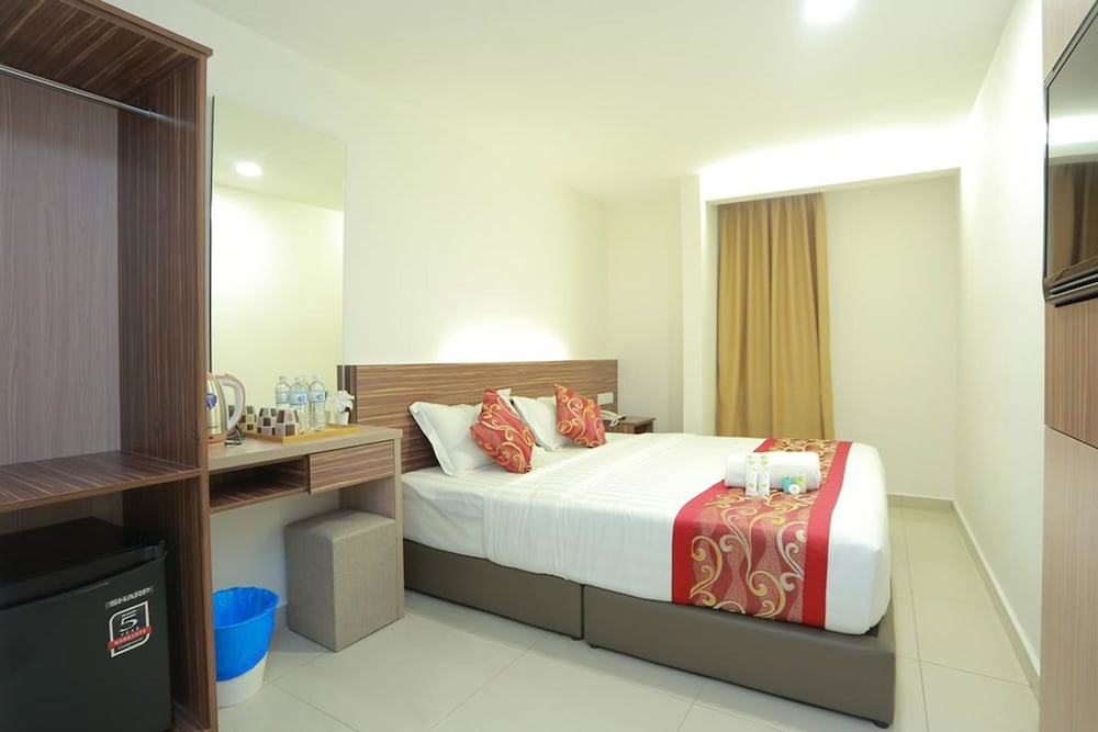 Bitz Bintang Hotel 13/18