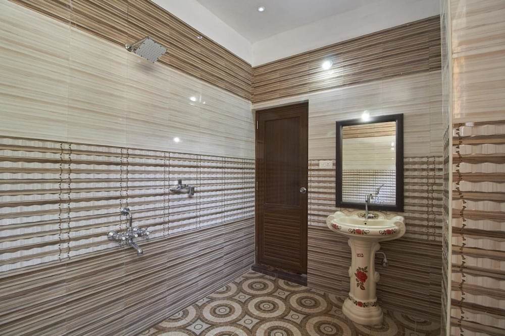 Periyar Nest Resorts 12/32