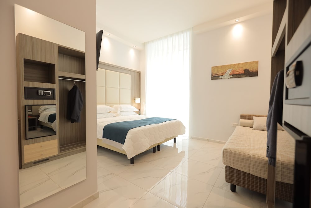 Garibaldi Suite 33/71