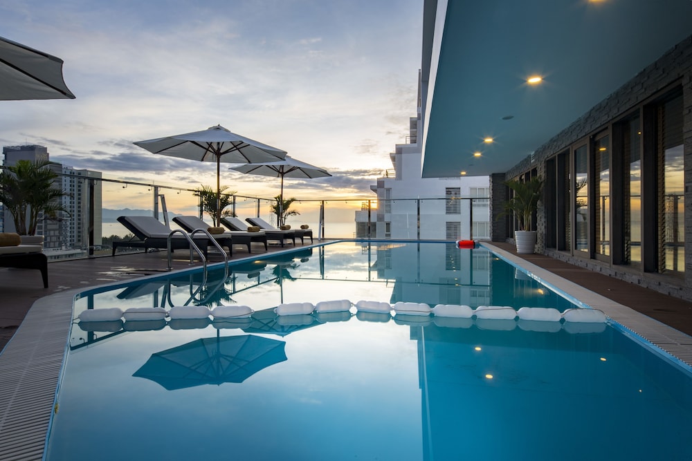 Stella Maris Nha Trang Hotel 66/82