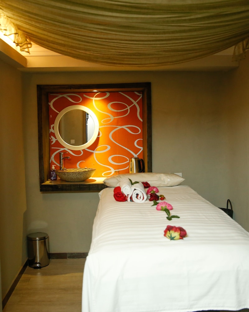 Kiriri Garden Hotel 20/50