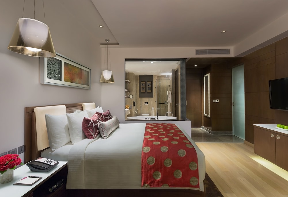 CROWNE PLAZA GREATER NOIDA 38/78