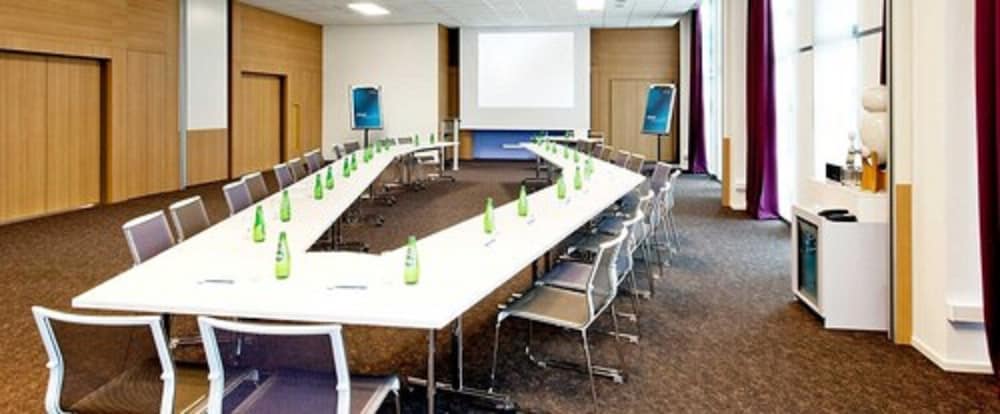 NOVOTEL LODZ CENTRUM 70/77
