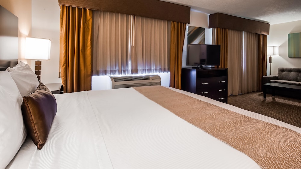 Best Western Plus The Four Corners Inn 19/69
