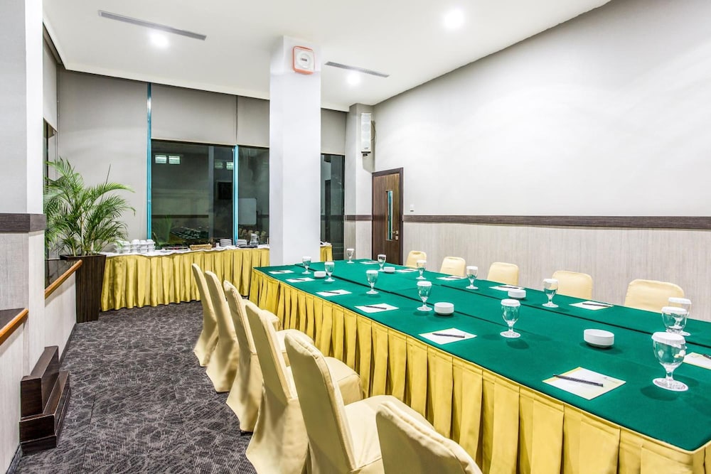 Orchardz Jayakarta Hotel 38/73