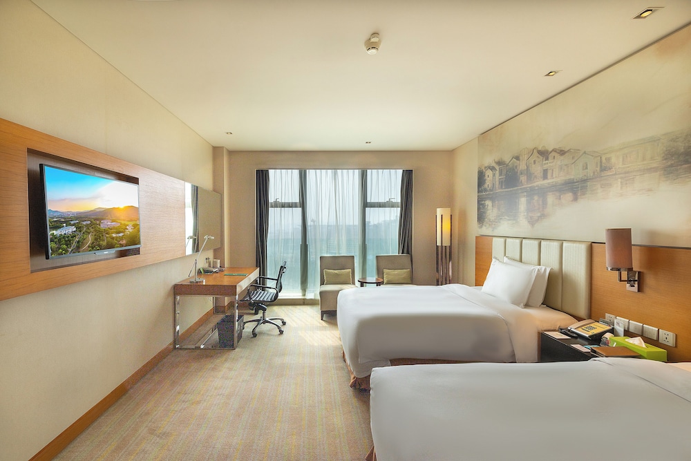 HOLIDAY INN GUANGZHOU SCIENCE CITY 16/50