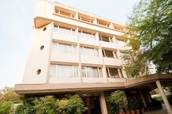 Regent Hotel Andheri 1/22