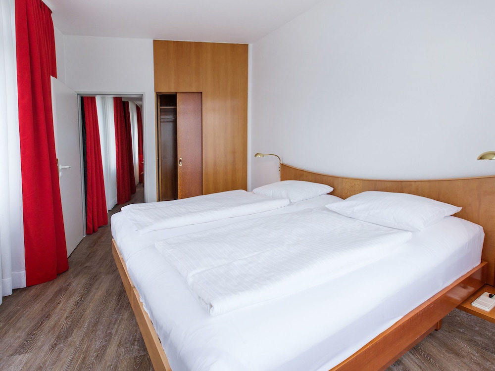 Dormero Hotel Dresden Airport Formerly Airport Hotel Dresden 21/52