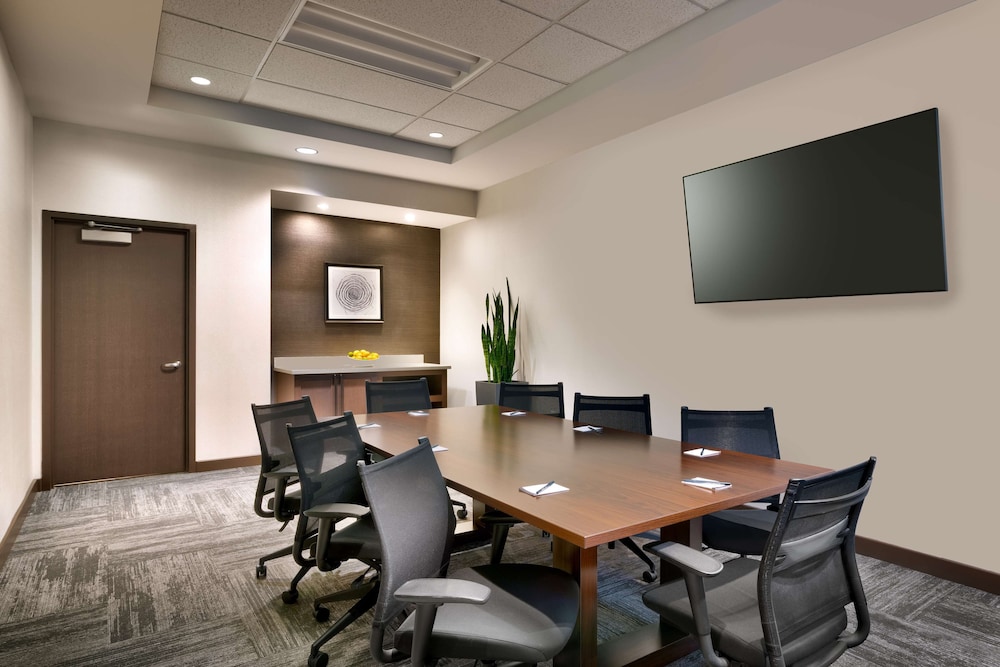 Hyatt Place Boise / Downtown 63/71