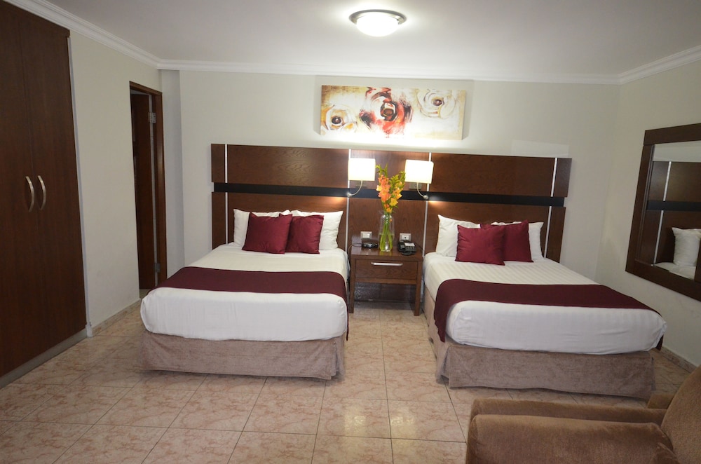 Coral Suites 12/54