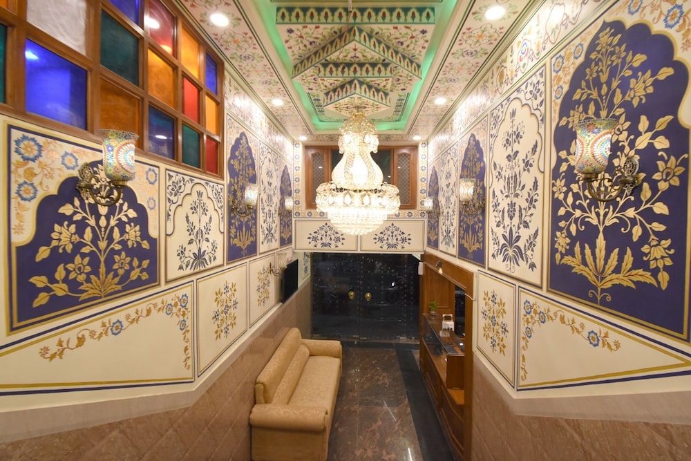 Virasat Mahal Heritage Hotel 26/33